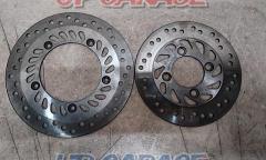Honda
Genuine disc rotors front and rear
Dax 125