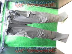 Beauty products
Size M
Quick dry cargo pants
RSTaichi