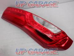 [Left only] NISSAN
Genuine LED tail
KOITO220-23308
X-TRAIL
T31
Late version