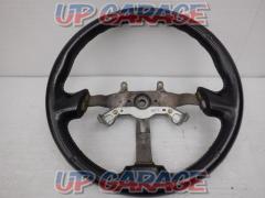 SUZUKI
Genuine leather steering wheel
Jimny
JB23W
For 1-4-inch