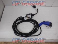 TOYOTA
Electric car dedicated charging cable
G9060-47110
AC200v