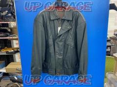 SUPERIOR
Leather jacket
Size: L