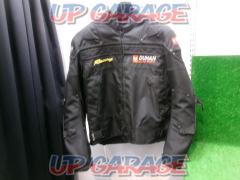 Size L
DUHAN
Nylon jacket
Shoulder / elbow / back pad available
