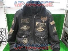 Size M
DEGNER
CLASSIC
BRAND
Leather jacket
black
Cowhide