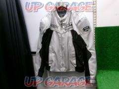 Size 3Lelf Nylon Riding Jacket
EL-6221
Shoulder / elbow / back pad available