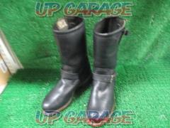 CHIPPEWAPT88
Engineer boot
Leather boots
black
Size: 25.5cm