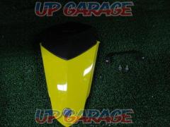 YAMAHAY's
GEAR
North American genuine option
Single seat cowl
Light reddish yellow
YZF-R1 ('15 -)