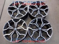 Imported car genuine (Pure
parts
of
imported
automobile)
BMW
M Light Y Spoke Styling 722M