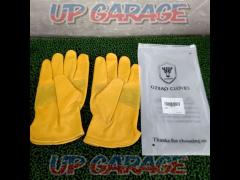 Size M
OZERO
GROVE
Leather gloves