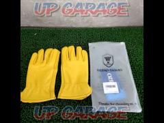Size M
OZERO
GROVE
Leather gloves