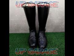 Size
Twenty five
Toyoko
Toyoco
Knee-high boots