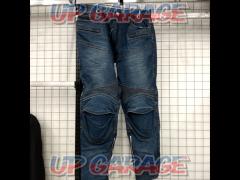 Size: L
KOMINE
PK-718
Super fit
KV
Denim jeans