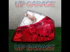 Genuine Nissan (NISSAN) Fuga/Y50
Late version
Genuine tail lamp *Only on the outer side of the driver's seat