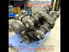 Translation
HONDA
Genuine engine
CB750FB/RC01