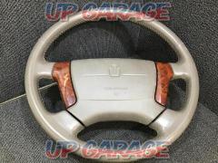 17 series
Crown TOYOTA
Genuine leather steering wheel