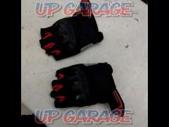 XS size
KOMINE
GK-242
Protective Mesh Half Finger Gloves
Black / Red