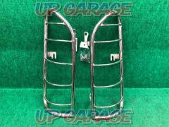 Translation
Unknown Manufacturer
Tail lens guard
Hiace: 200 series