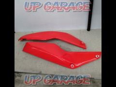 400SSDUCATI
Genuine tail cowl (side)/DX-48230092
SX-48230102A Red color