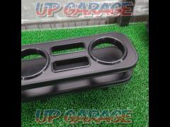 Unknown Manufacturer
Cup holder hiace
We welcome purchases of 200 series cars! Verbal appraisals are also available.
