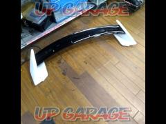 Unknown Manufacturer
Rear wing
[Prius
We welcome purchases of 30 series cars! Verbal appraisals are also available.