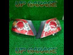 TOYOTA
Mark X / 120 system
Late version
Genuine LED tail lens