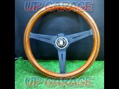 NARDI (Nardi) Classic
Wood
&amp;
Black spoke
Steering
365mm