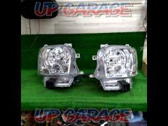 Unknown Manufacturer
Projector headlights for 200 series/Hiace
