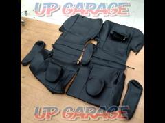 Unknown Manufacturer
Seat Cover
Third row only