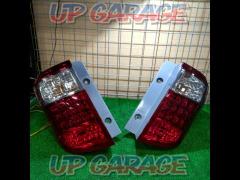 TOYOTA
Alphard 20 series/early model genuine tail lens outer side only