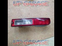 S321V
HIJET CARGO DAIHATSU OEM
Tail lens
Right only