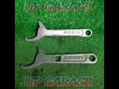RS-R
2 car hight wrench wrench set