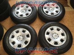24 year old tires TOYOTA
200 series
Hiace
Genuine
Steel wheel
+
BRIDGESTONE
ECOPIa
RD613