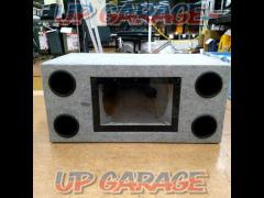 Unknown Manufacturer
For 10 inch subwoofer
Enclosure BOX