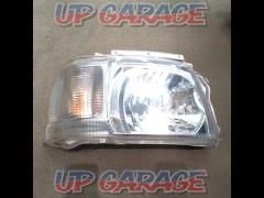 Toyota Genuine
Hiace 200
Headlight
Driver's side only