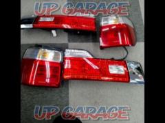 C34/Stagea/Late model
NISSAN
Late genuine tail lens set