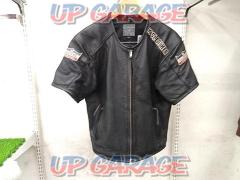 Size: LLKADOYA
Leather vest
black