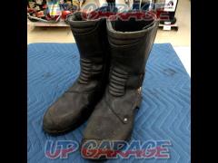 HONDA SUPER BOL D'OR
Touring boots
Size: Approx. 26.0CM??