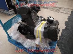 Only available in store: DUCATI
Genuine engine
996