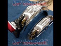 W400
Genuine plated front and rear fender set