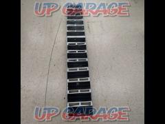 Unknown manufacturer Aluminum
Folding ladder rail
General purpose
