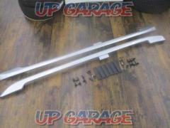 TOYOTA (Toyota)
300 series Land Cruiser
Genuine option
Roof rail
Right and left