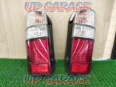Unknown Manufacturer
LED tail lens
Right and left
100 Hiace
