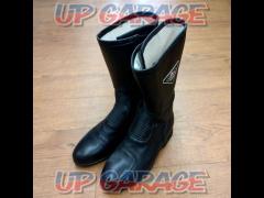 Kushitani
KWP
Leather boots
Size: 25.0cm
