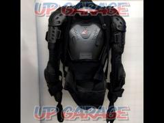 Komine
SK-622
Body armor vest
