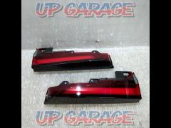 Toyota
Noah genuine tail lamp
Back gate side only