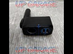SEIWA
USB 2-port cigarette lighter adapter