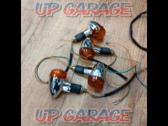 Unknown Manufacturer
General-purpose turn signal lens
Four
