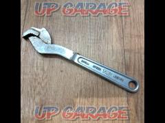 Unknown Manufacturer
Pipe wrench