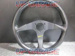 MOMOSport
Leather steering wheel
350mm / 35Φ
KBA70116