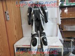 ARLEN
NESS
Separate racing suit
(X04393)